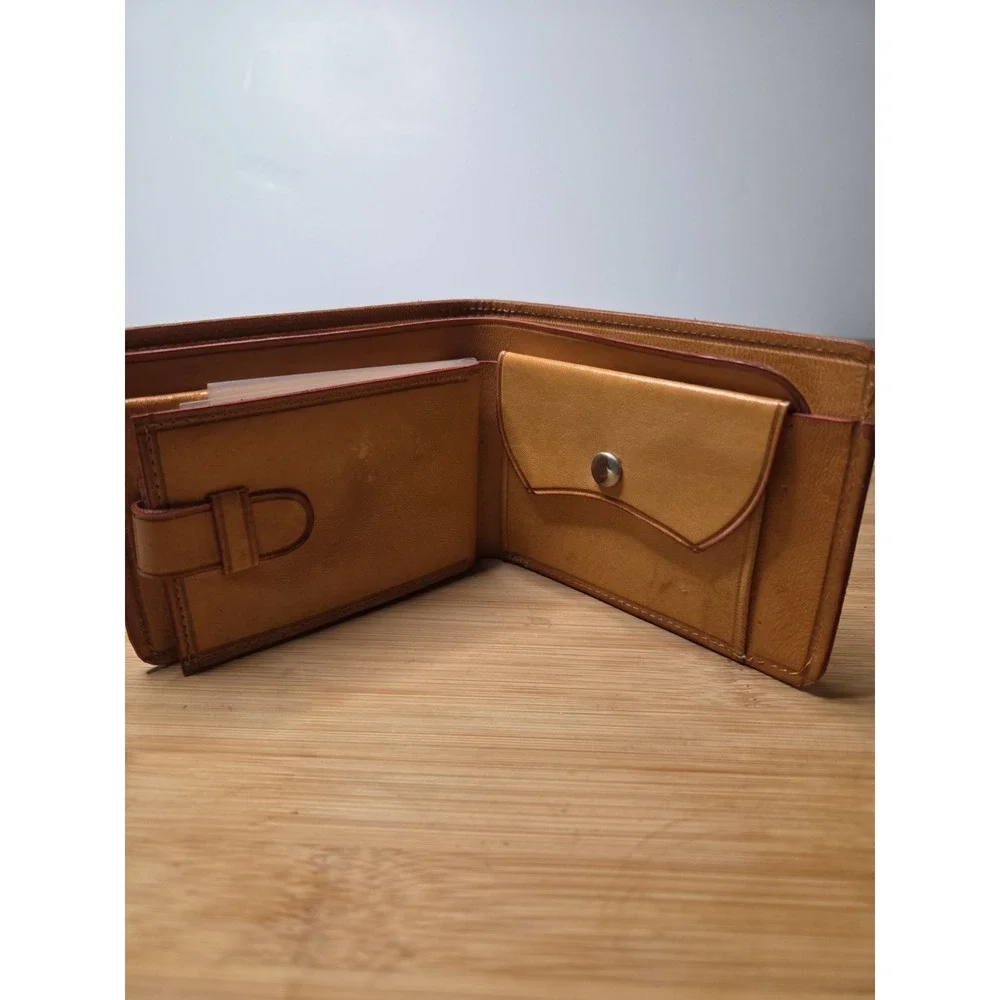Vintage Leather Wallet With Card/picture Holder